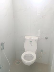Common Bathroom Image of 1700 Sq.ft 3 BHK Apartment / Flat for sale in Ibrahim Bagh Hyderabad for Rs. 11546876