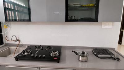Kitchen Image of 980 Sq.ft 2 BHK Apartment / Flat for rent in Roongta Shree Tirumala Omkar Apartment, Gangapur Nashik for Rs. 26500
