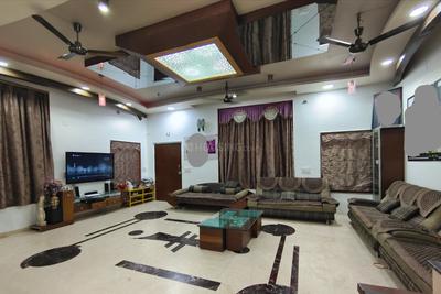 Hall Image of 3150 Sq.ft 3.5 BHK Independent House for sale in Maninagar Ahmedabad for Rs. 42500000