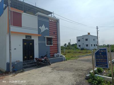 Image of 600 Sq.ft Residential Plot / Land for sale in Red Hills, Chennai for Rs. 1560000