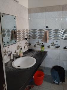 Bathroom Image of 1620 Sq.ft 3 BHK Apartment / Flat for rent in Nimai Greens, Gulab Nagar Bhiwadi for Rs. 20000