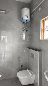 Bathroom Image of 650 Sq.ft 1 BHK Apartment / Flat for rent in C V Raman Nagar Bengaluru for Rs. 30500