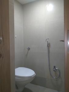 Common Bathroom Two Image of 900 Sq.ft 2 BHK Apartment / Flat for sale in Vasai East Vasai for Rs. 4200000