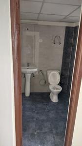 Bathroom Image of 1300 Sq.ft 3 BHK Apartment / Flat for sale in Amrapali Heartbeat City II, Sector 107 Noida for Rs. 17500000