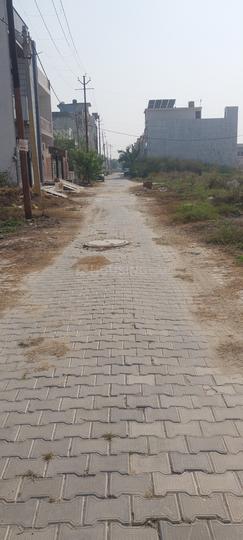 Gayatri garden partapur bypass meerut Main Image 1