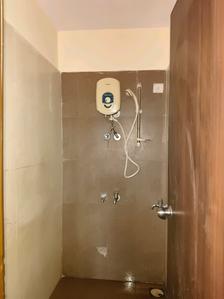 Common Bathroom Image of 680 Sq.ft 1 BHK Apartment / Flat for sale in Kalyan West Kalyan for Rs. 4500000