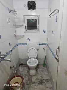 Bathroom Image of 906 Sq.ft 2 BHK Apartment / Flat for sale in K.B.Sarani Kolkata for Rs. 3700000