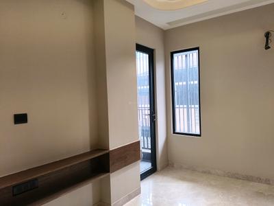 Bedroom Image of 3270 Sq.ft 4.5 BHK Builder Floor for sale in Emaar Marbella, Sector 66 Gurgaon for Rs. 52500000