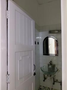 Bedroom One Image of 1550 Sq.ft 3 BHK Apartment / Flat for rent in Sarita Vihar New Delhi for Rs. 45000