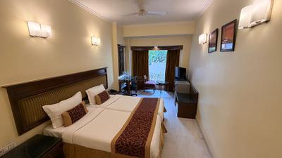Bedroom Image of Sneha Girls PG in DLF Phase 2, Gurgaon