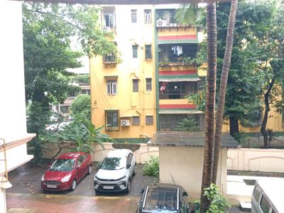 Living Room Image of 850 Sq.ft 2 BHK Apartment / Flat for rent in Shree Sai Shilp, Mulund East Mumbai for Rs. 65000