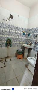 Bathroom Image of 10000 Sq.ft 5 BHK Duplex for sale in Devpuri Meerut for Rs. 6500000