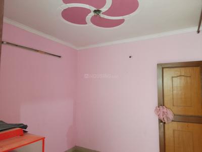 Bedroom Image of 700 Sq.ft 2 BHK Independent House for rent in Dwarka Mor New Delhi for Rs. 11500