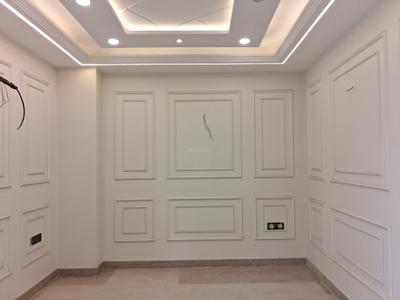 Living Room Image of 1800 Sq.ft 3 BHK Builder Floor for sale in Paschim Vihar New Delhi for Rs. 36500000