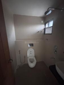 Bathroom Image of 2500 Sq.ft 4 BHK Apartment / Flat for rent in Laxminagar Nagpur for Rs. 75000
