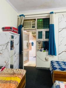 Bedroom Image of Aditi Girls PG in Sector 61, Noida