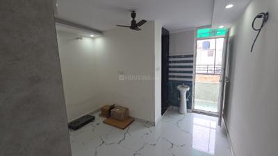 Bedroom Image of 915 Sq.ft 3 BHK Builder Floor for rent in Bharat Vihar New Delhi for Rs. 22500