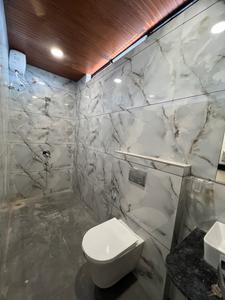 Bathroom Image of 800 Sq.ft 1 BHK Apartment / Flat for rent in Mahalakshmi Nagar Indore for Rs. 19000