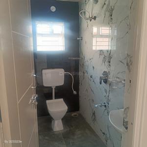 Bathroom Image of 600 Sq.ft 1 BHK Independent House for rent in Madhura Nagar Bengaluru for Rs. 17500