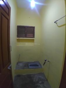 Bathroom Image of 550 Sq.ft 1 BHK Independent House for rent in Swarnapuri Salem for Rs. 7200