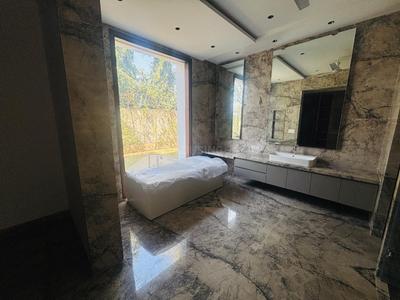 Bedroom Image of 43560 Sq.ft 6 BHK Farm House for sale in DLF Farms New Delhi for Rs. 550000000