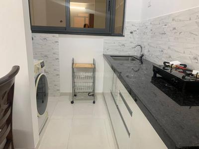 Kitchen Image of 650 Sq.ft 1 BHK Apartment / Flat for rent in Amanora Gold Towers, Hadapsar Pune for Rs. 33000