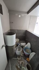Bathroom Image of 2000 Sq.ft 4 BHK Apartment / Flat for rent in Swati Symphony, Bodakdev Ahmedabad for Rs. 110000