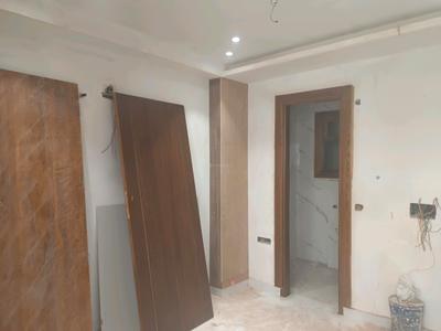Bedroom Image of 1320 Sq.ft 4 BHK Builder Floor for sale in Mahavir Enclave New Delhi for Rs. 15000000