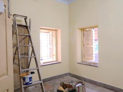 Bedroom Image of 750 Sq.ft 2 BHK Builder Floor for rent in Jodhpur Park Kolkata for Rs. 12000
