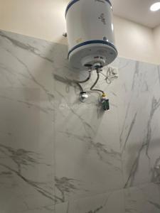Bathroom Image of 3300 Sq.ft 4 BHK Apartment / Flat for rent in ATS Casa Espana, Bar Majra Mohali for Rs. 44000