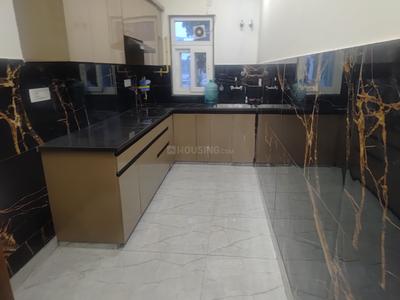 Kitchen Image of 1200 Sq.ft 3 BHK Builder Floor for rent in Janakpuri New Delhi for Rs. 40000