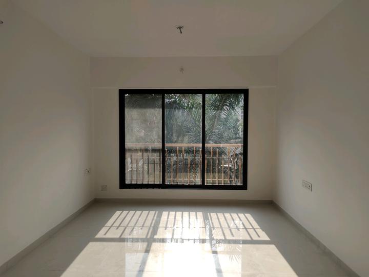2 BHK Flat for rent in Malad West, Mumbai 850 Sqft Property ID