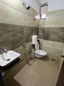 Bathroom Image of 500 Sq.ft 1 BHK Apartment / Flat for rent in Adani Pratham Phase 2, Vaishno Devi Circle Ahmedabad for Rs. 19000