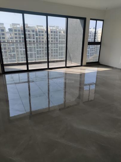 Lavim Broadway Brooklyn Manhattan Main Image 1