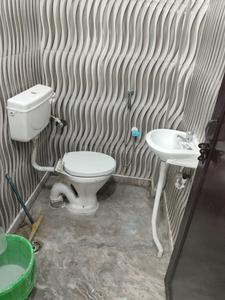 Bathroom Image of 270 Sq.ft 1 RK Builder Floor for sale in New Ashok Nagar New Delhi for Rs. 1150000