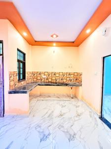 Hall Image of 700 Sq.ft 2 BHK Independent House for sale in Budheshwar Lucknow for Rs. 2600000
