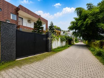 Building Image of 6500 Sq.ft 3.5 BHK Independent House for sale in Mussoorie Road Dehradun for Rs. 35000000