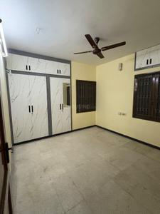 Bedroom Image of 800 Sq.ft 2 BHK Independent House for rent in Puliakulam Coimbatore for Rs. 40000