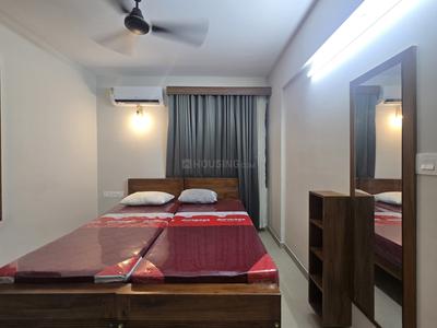 Bedroom Image of 1350 Sq.ft 2 BHK Apartment / Flat for rent in Pottammal Kozhikode for Rs. 40000