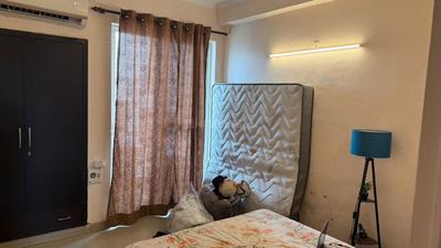 Bedroom Image of 2700 Sq.ft 3.5 BHK Builder Floor for sale in Orchid Island, Sector 51 Gurgaon for Rs. 26750000