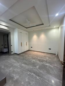 Bedroom Image of 2700 Sq.ft 4 BHK Builder Floor for rent in Pitampura New Delhi for Rs. 125000
