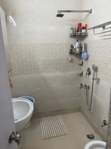 Bathroom Image of 1200 Sq.ft 2 BHK Apartment / Flat for sale in Swaraj Homes Pocket C RWA Sarita Vihar, Sarita Vihar New Delhi for Rs. 22000000