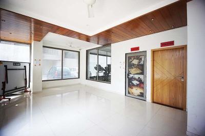 Bedroom Image of 1215 Sq.ft 2 BHK Apartment / Flat for sale in Tragad Ahmedabad for Rs. 6600000