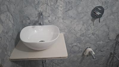 Image of 650 Sq.ft 2 BHK Apartment / Flat for sale in Sayba Crystal, Kurla East, Mumbai for Rs. 13200000