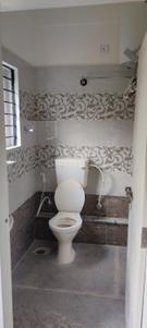 Bathroom Image of 650 Sq.ft 1 BHK Apartment / Flat for rent in Hoodi Bengaluru for Rs. 17000