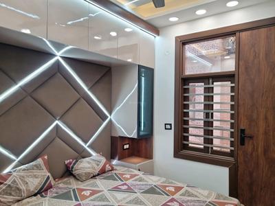 Bedroom Image of 600 Sq.ft 2 BHK Apartment / Flat for sale in Hans Builders Floor, Nawada New Delhi for Rs. 3700001