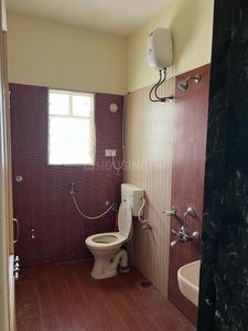 Bathroom Image of 1450 Sq.ft 3 BHK Apartment / Flat for rent in GK Daffodils Housing Society, Pimple Saudagar Pune for Rs. 41000