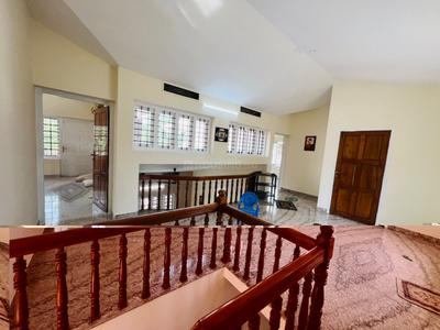 Balcony Image of 3000 Sq.ft 4 BHK Independent House for sale in Aluva Kochi for Rs. 18200000