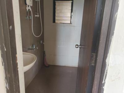 Bathroom Image of 650 Sq.ft 1 BHK Apartment / Flat for rent in Raunak City 3, Kalyan West Kalyan for Rs. 13500