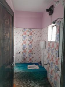 Bathroom Image of 900 Sq.ft 2 BHK Apartment / Flat for rent in Mahaprabhu Jharna Apartment, Benachity Durgapur for Rs. 15000